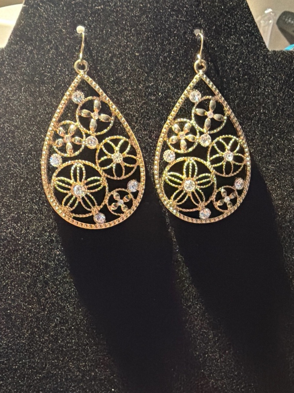 Source Unknown Gold Teardrop Filigree Earrings with Clear Crystals